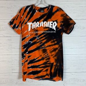 Trasher Skateboard Magazine tye die t-shirt orange/black size Small